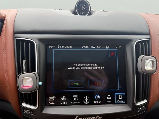 Used 2017 Maserati Levante w/ Luxury Package AWD/4WD image 26