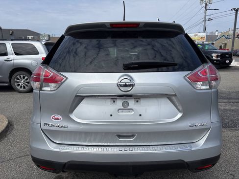 Used 2016 Nissan Rogue SV AWD/4WD image 8