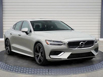 Used 2022 Volvo S60 T8 Inscription