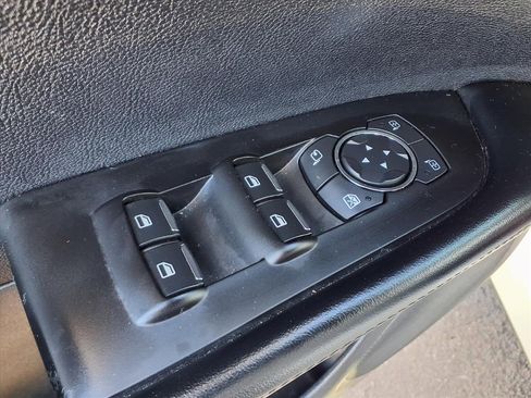 Used 2020 Lincoln Nautilus Reserve image 12