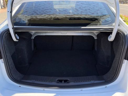 Used 2019 Ford Fiesta S image 10