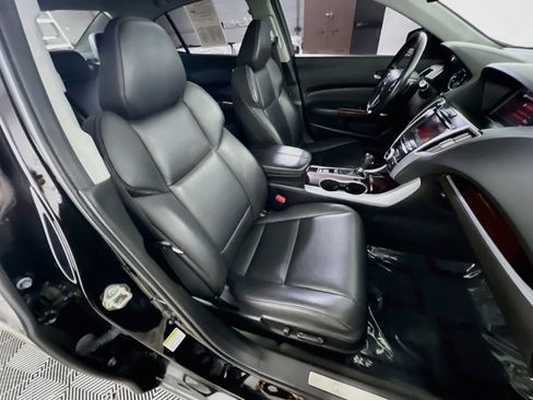 Used 2017 Acura TLX FWD image 31