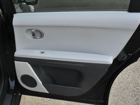 Used 2022 Hyundai Ioniq 5 SEL image 42