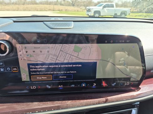 Used 2024 Chevrolet Traverse Z71 w/ Enhanced Driving Package image 14