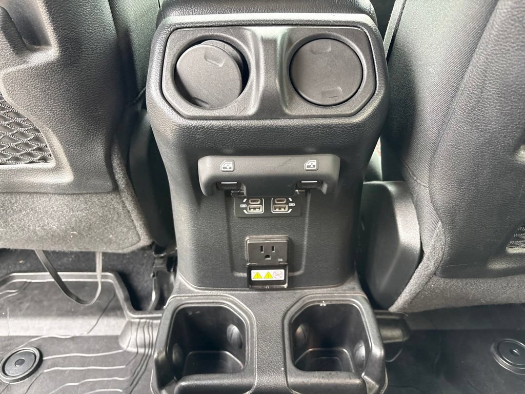 Used 2021 Jeep Wrangler Unlimited Rubicon AWD/4WD image 18