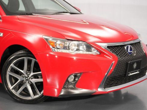 Used 2016 Lexus CT 200h w/ Navigation Package FWD image 7