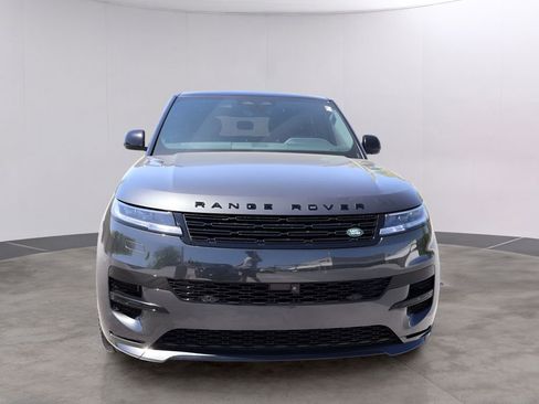 Used 2024 Land Rover Range Rover Sport Dynamic SE AWD/4WD image 3