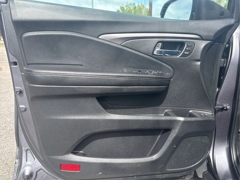 Used 2022 Honda Pilot EX-L image 18