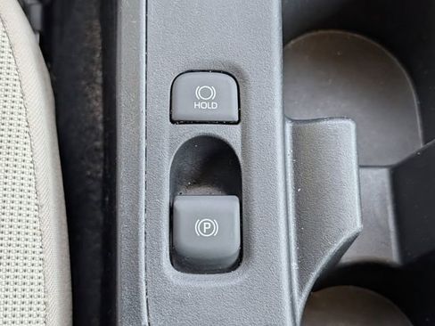 Used 2025 Toyota Corolla LE FWD image 16