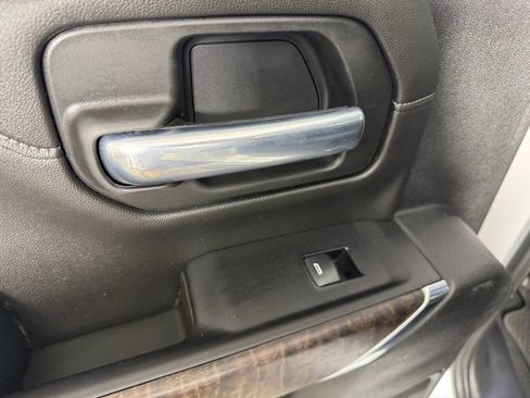 Used 2020 GMC Sierra 3500 Denali w/ Denali Ultimate Package image 29