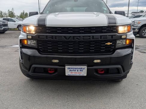 Used 2021 Chevrolet Silverado 1500 W/T w/ WT Value Package AWD/4WD image 9