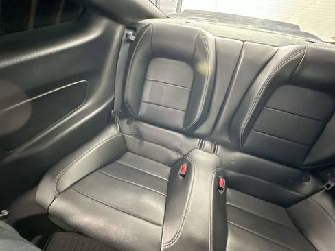 Used 2016 Ford Mustang GT Premium w/ Equipment Group 401A RWD image 12