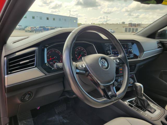 Used 2021 Volkswagen Jetta R-Line w/ R-Line Cold Weather Package FWD image 18