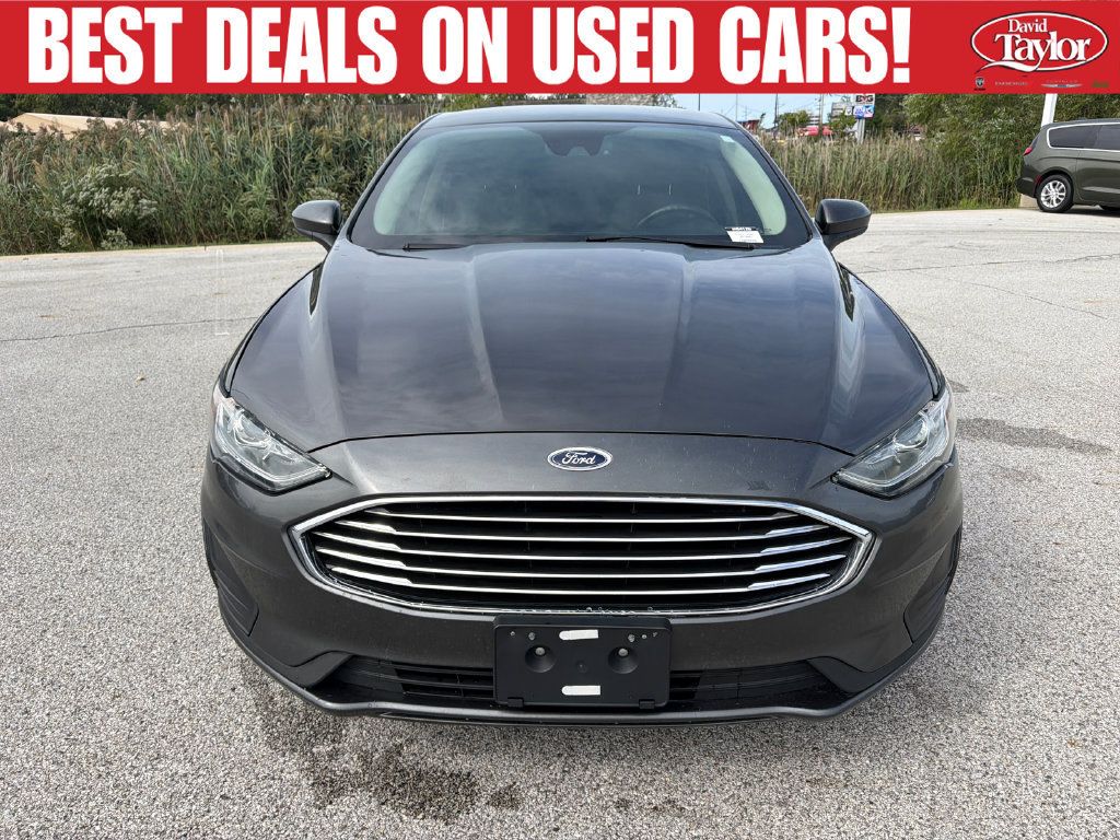 Used 2019 Ford Fusion SE FWD image 9