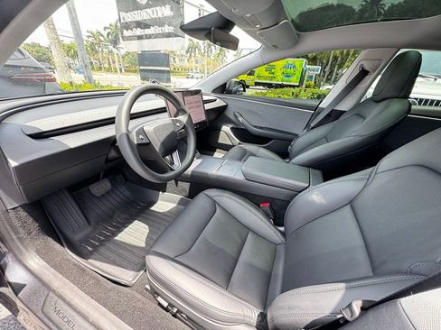 Used 2025 Tesla Model 3 Long Range RWD image 5