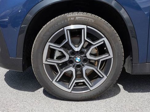 Certified 2025 BMW X1 xDrive28i image 5