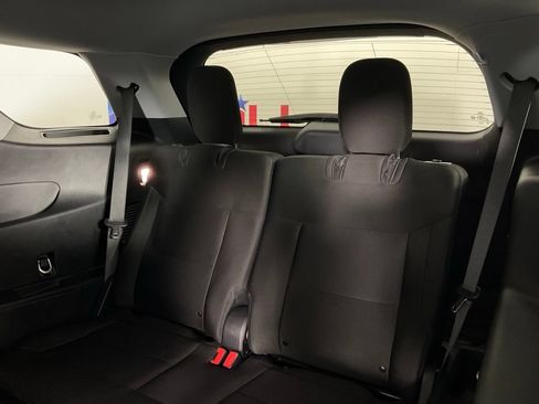 Used 2023 Ford Explorer XLT RWD image 17