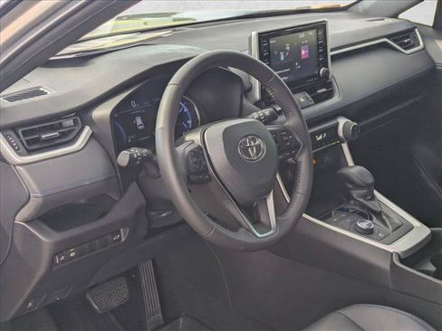 Used 2021 Toyota RAV4 XSE AWD/4WD image 10