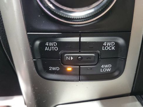 Used 2017 RAM 1500 Big Horn image 24