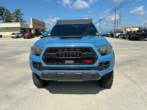 Used 2018 Toyota Tacoma TRD Pro AWD/4WD image 3