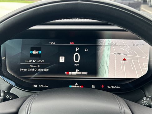 Used 2023 Land Rover Range Rover Sport SE Dynamic image 28