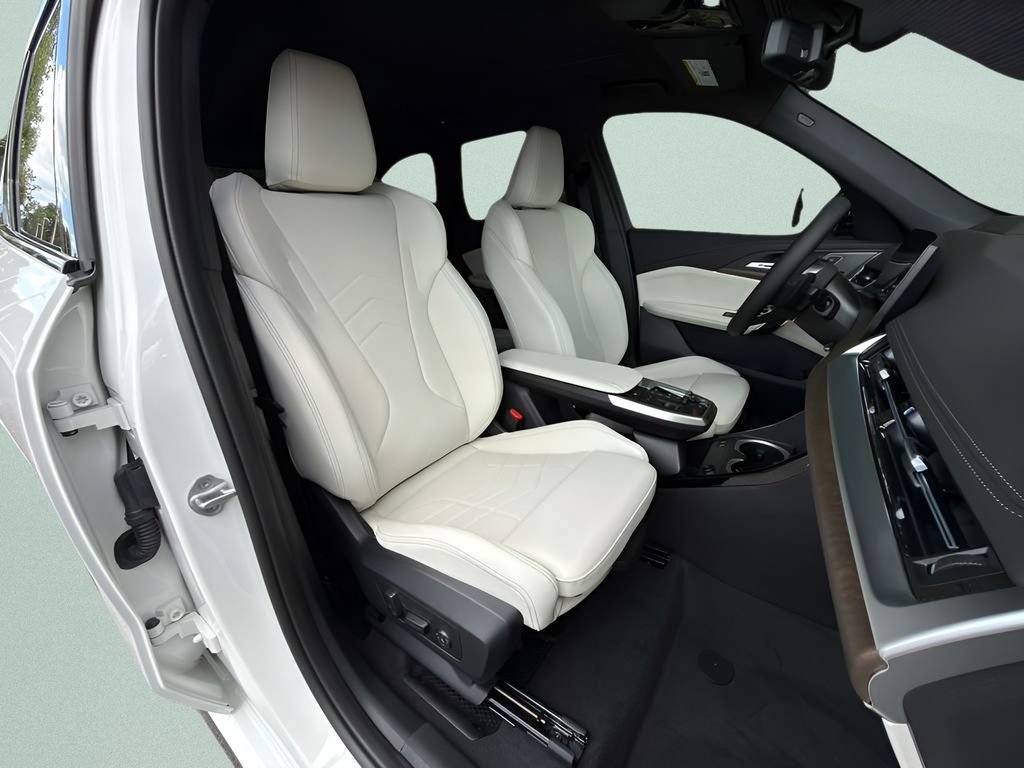 New 2026 BMW X1 xDrive28i w/ Technology Package AWD/4WD image 23