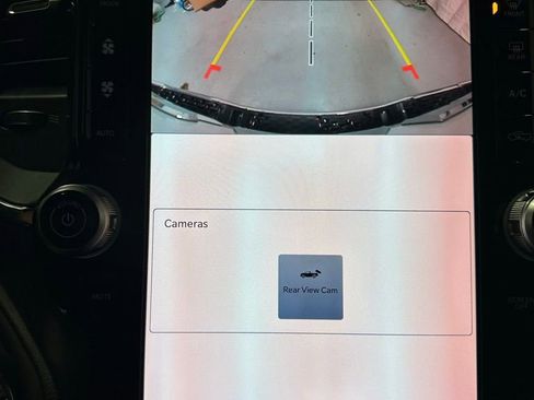 Used 2025 RAM 1500 Laramie image 39