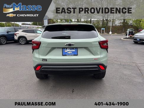 Certified 2024 Chevrolet Trax RS w/ Driver Confidence Package FWD image 6