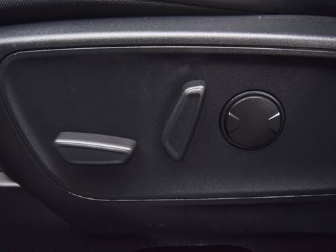 Used 2024 Ford Escape ST-Line w/ Cold Weather Package image 24