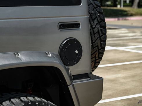 Used 2009 HUMMER H2 Luxury AWD/4WD image 32