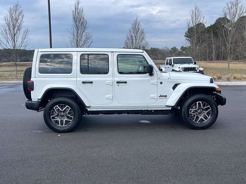 New 2026 Jeep Wrangler Sahara w/ Safety Group AWD/4WD image 8