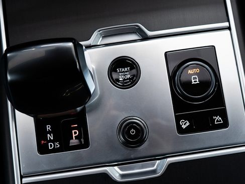 Used 2023 Land Rover Range Rover SV image 44