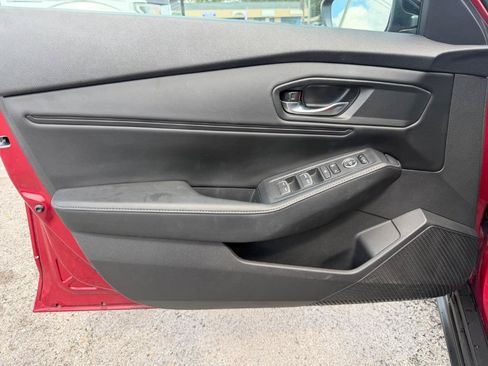 Used 2023 Honda Accord Sport image 12