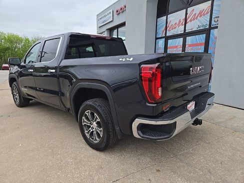Used 2025 GMC Sierra 1500 SLT AWD/4WD image 7