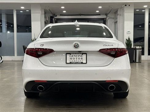 Used 2018 Alfa Romeo Giulia Ti Sport w/ Quick Order Package 22S Sport image 5