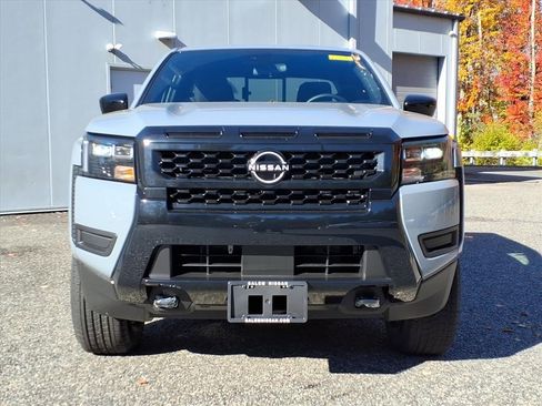 New 2026 Nissan Frontier SV w/ Tow Package image 2