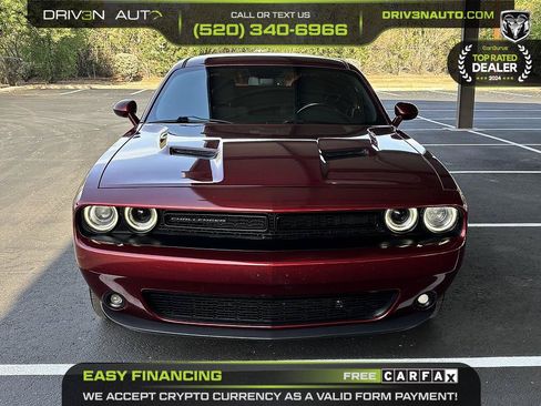 Used 2018 Dodge Challenger SXT w/ Blacktop Package RWD image 2