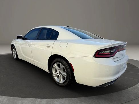 Used 2019 Dodge Charger SXT image 7