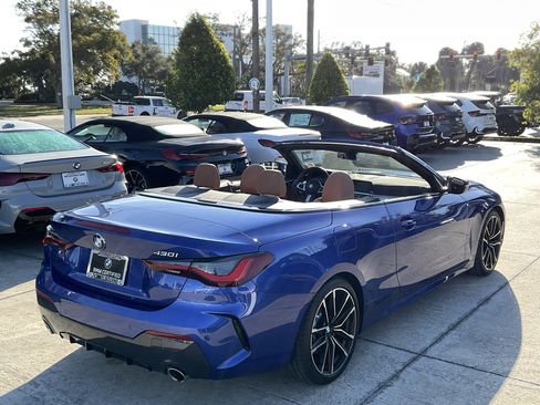 Certified 2022 BMW 430i Convertible w/ M Sport Package image 9