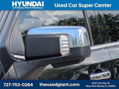 Used 2021 Chevrolet Silverado 1500 LTZ w/ LTZ Convenience Package II image 11