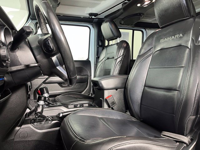 Used 2022 Jeep Wrangler Unlimited Sahara w/ Cold Weather Group AWD/4WD image 17