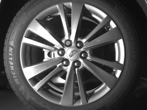 Used 2025 Cadillac XT5 Premium Luxury FWD image 10
