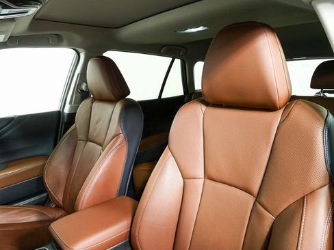 Used 2020 Subaru Outback Touring XT image 5