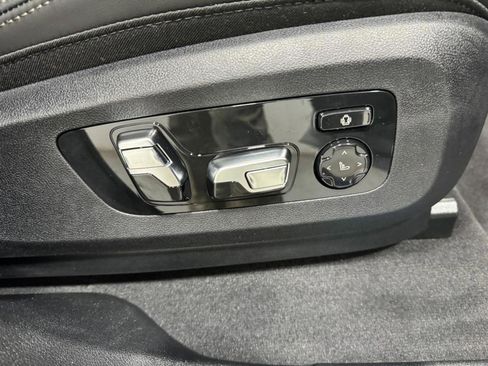 New 2026 BMW X6 M60i image 21