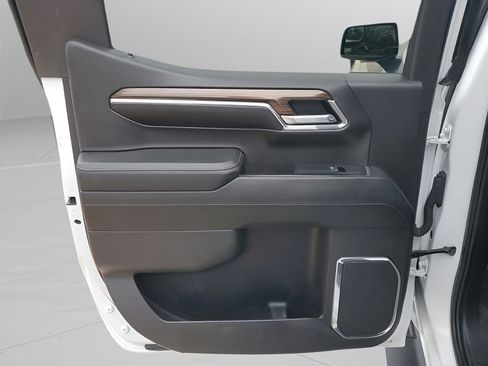 Used 2024 Chevrolet Silverado 1500 LT Trail Boss w/ Protection Package image 17