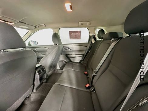 Certified 2024 Nissan Rogue S FWD image 23