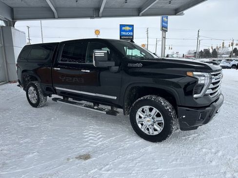 Certified 2024 Chevrolet Silverado 2500 High Country w/ Z71 Off-Road Package image 3