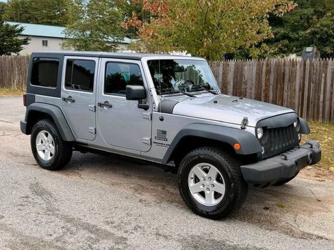 Used 2014 Jeep Wrangler Unlimited Sport w/ Quick Order Package 24S image 2