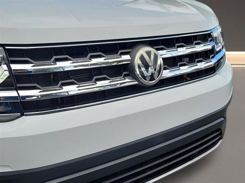 Used 2018 Volkswagen Atlas SEL FWD image 27