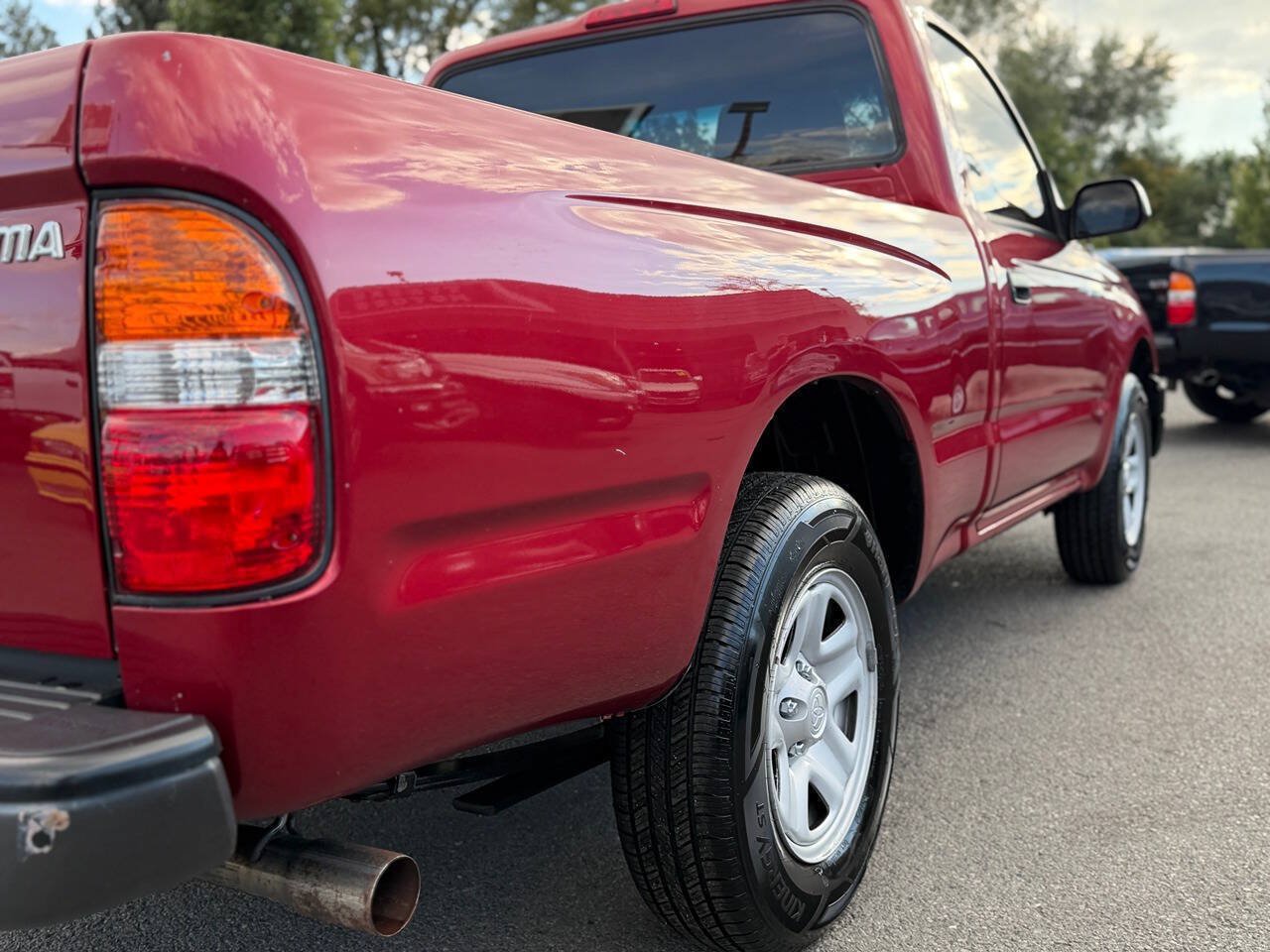 Used 2002 Toyota Tacoma 2WD Regular Cab image 67